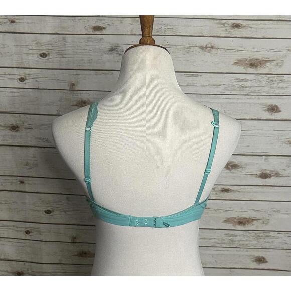 PINK Victoria's Secret lace plunge bralette Size Medium - Picture 3 of 9